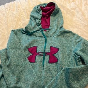 Under Armour hoodie Medium